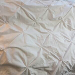 SWEET HOME COLLECTION! SUPER SOFT WHITE, TUFTED, 100% POLY DUVET COVER! SZ FL/QN